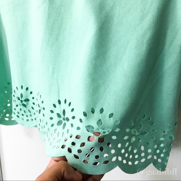 UO Pins & Needles Eyelet Laser Cut Crop Top - Picture 6 of 8